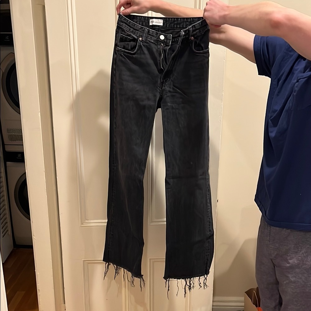 Black Distressed Jeans